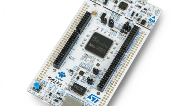 Getting started with STM32F7: Blinking LED